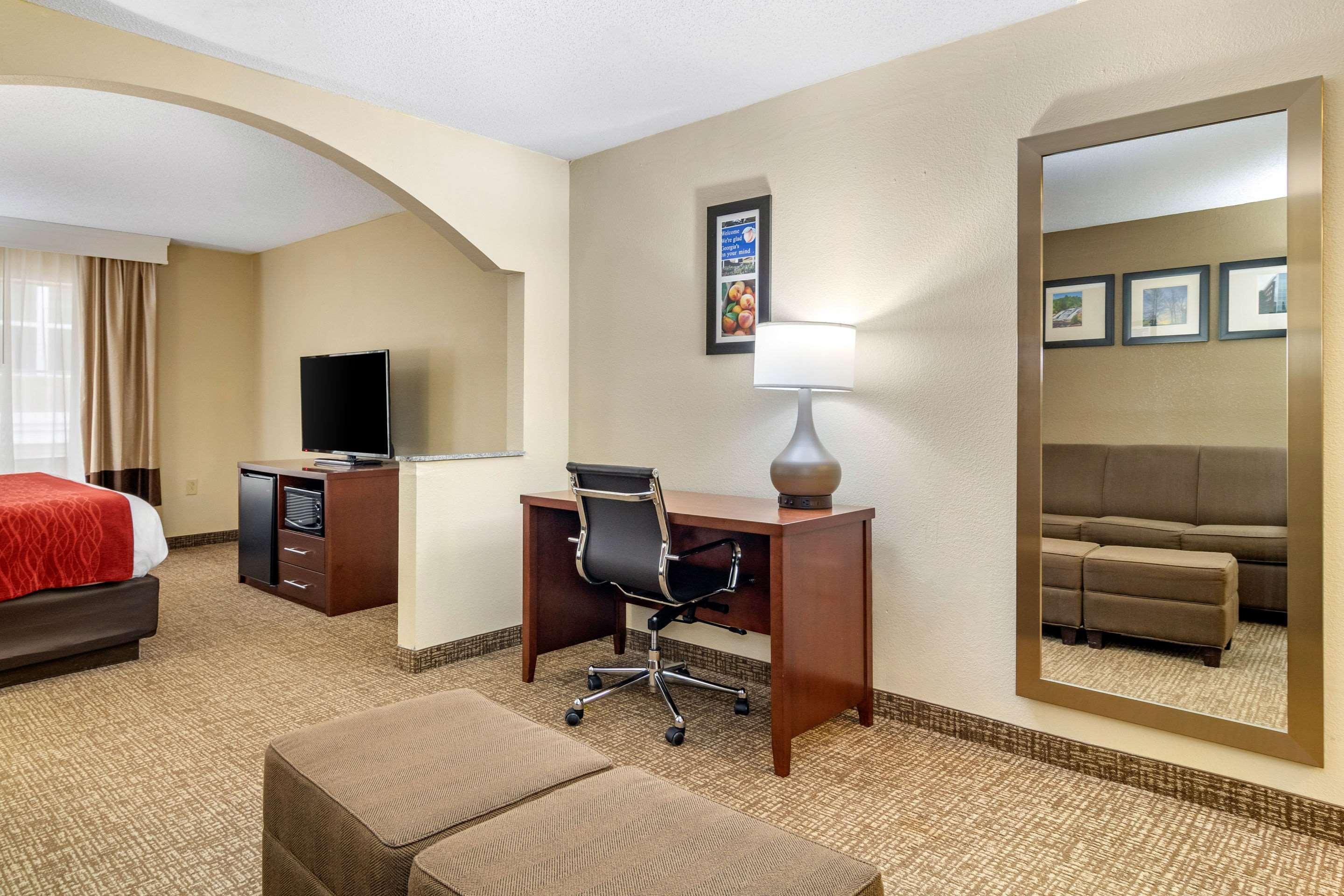 Comfort Inn & Suites Macon North I-75 Exteriér fotografie